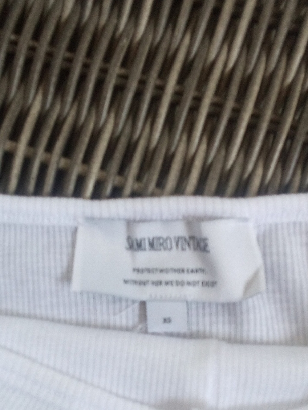 Sami Miro Vintage White Ribbed V Cut Tube Top NWT, XSmall - Picture 5 of 6